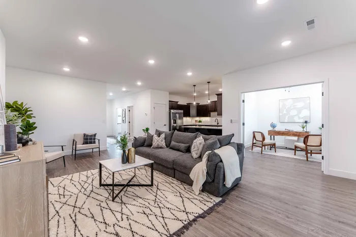 Villas-At-Anthony-Park-55-Plus-Springfield-Missouri-Homes-Staged-Two-Bedroom-Living-Room-Kitchen-Open-Layout