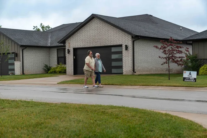 Villas-At-Anthony-Park-55-Plus-Community-Springfield-Missouri-Homes-Walkable-Neighborhood