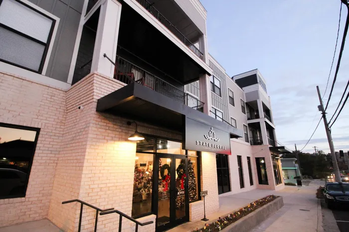 State Floral, On-site Retail