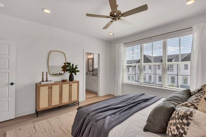 Large Windows & Ample Light