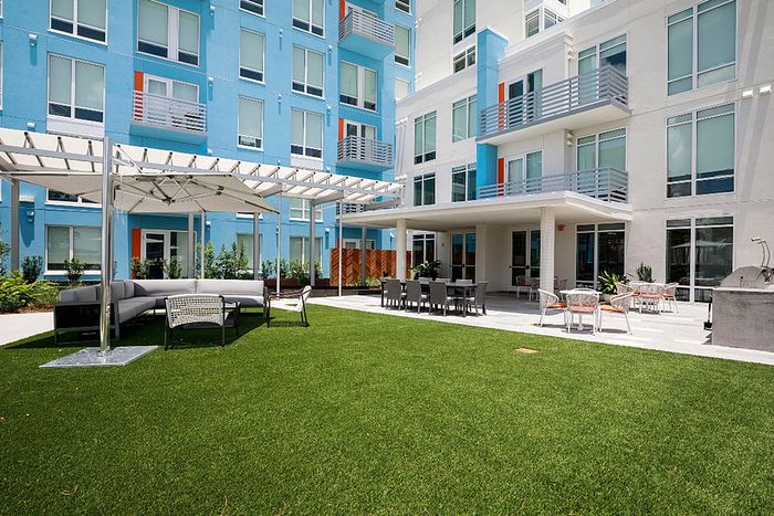 lake nona pixon apartments