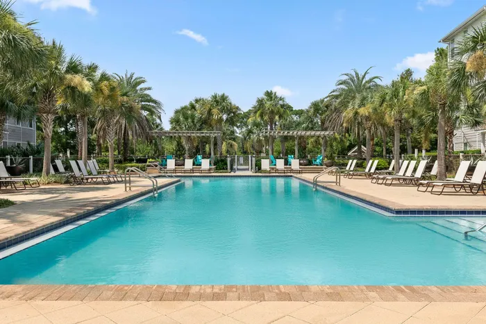 Community pool
