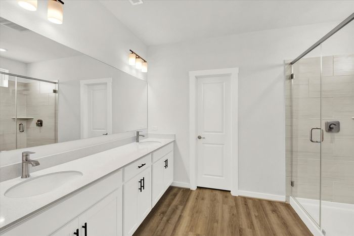 unfurnished bathroom