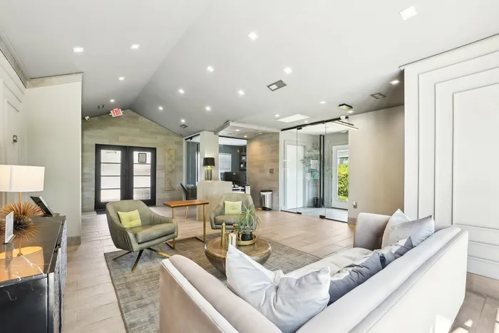 Furnished clubroom