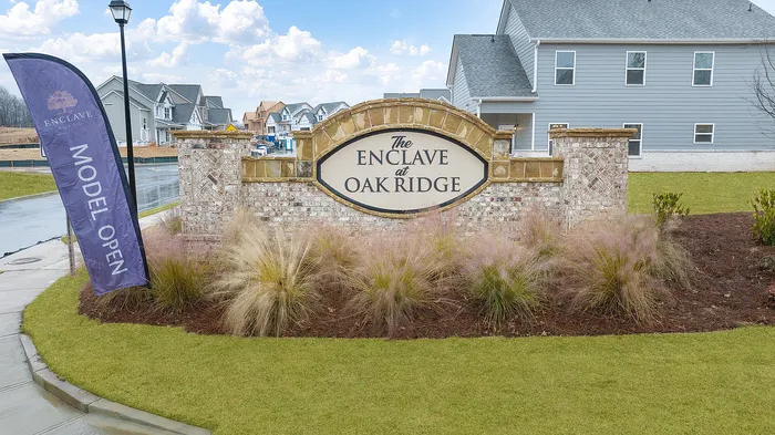 Entrance sign to the community