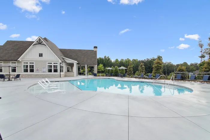 Sparkling swimming pool at Enclave at Oak Ridge