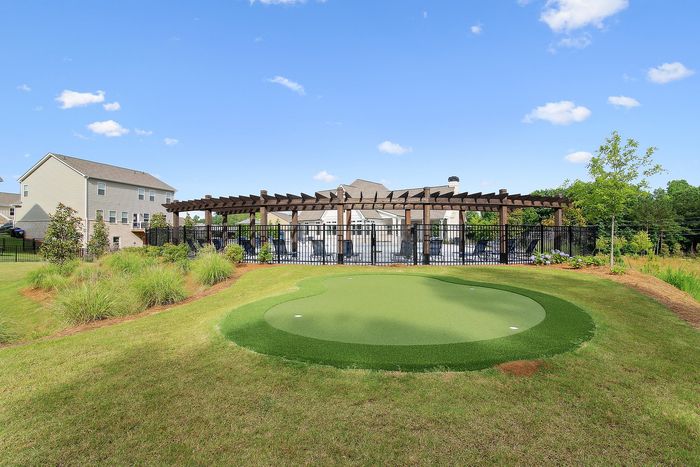 Putting green at Enclave at Oak Ridge