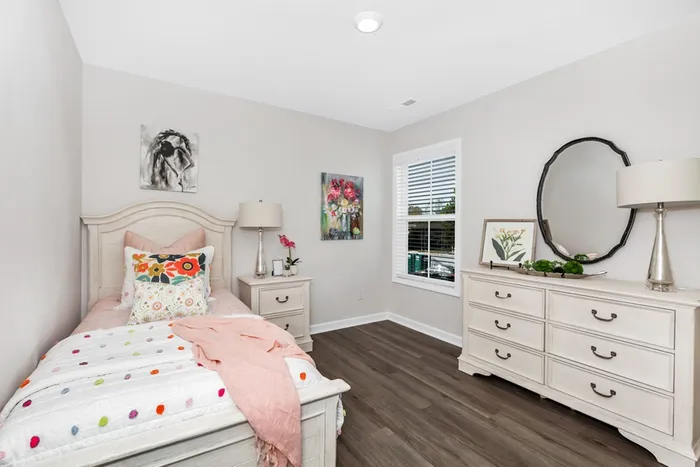 Furnished Guest bedroom