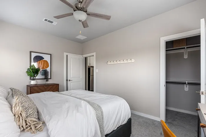 Furnished guest bedroom