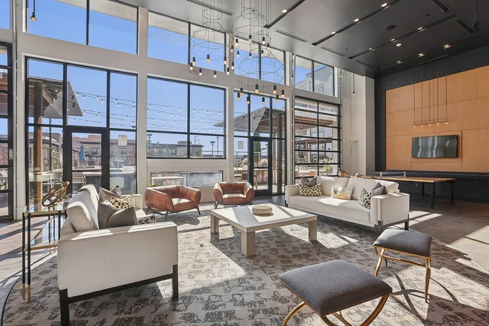 resident clubroom