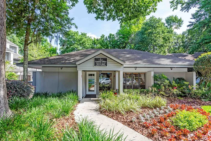 exterior leasing office