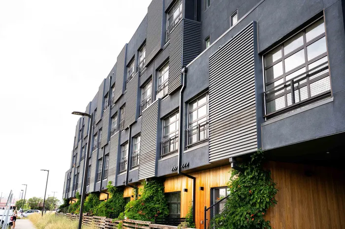 building exterior upscale architecture