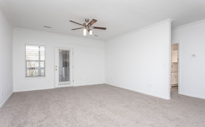 bedroom with carpet